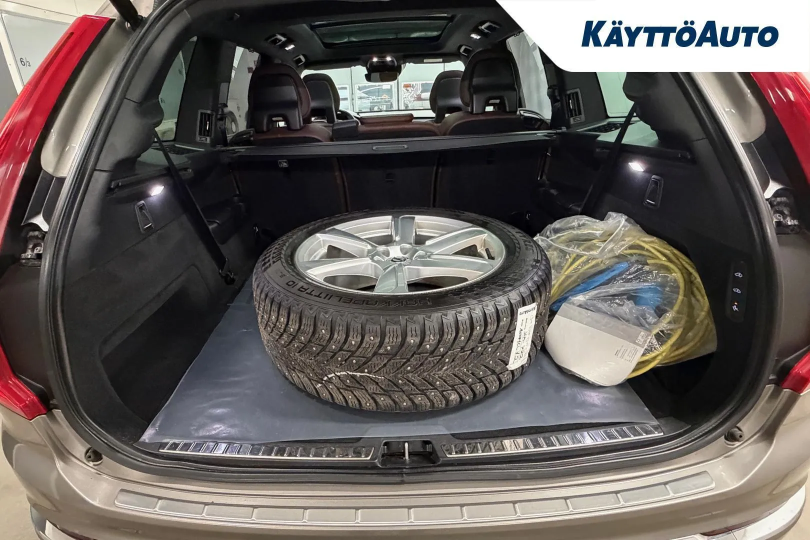 Volvo XC90 JLM-722 carousel image