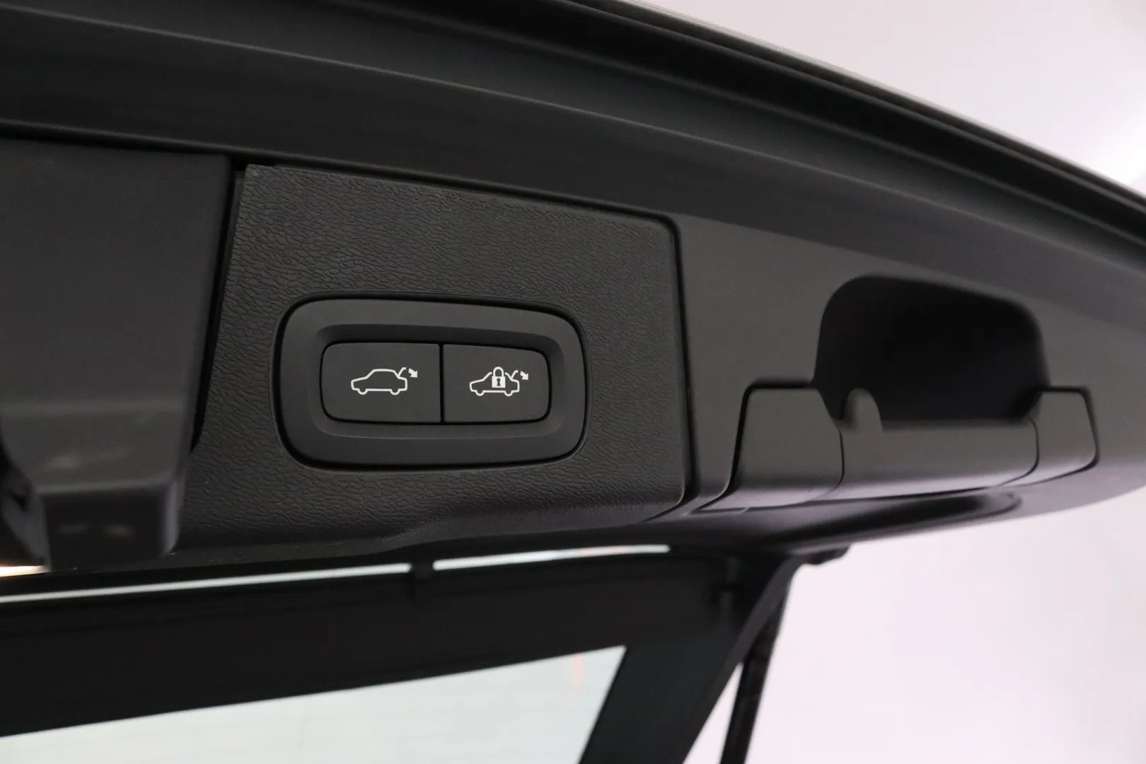 Volvo XC60 XRT-125 carousel image