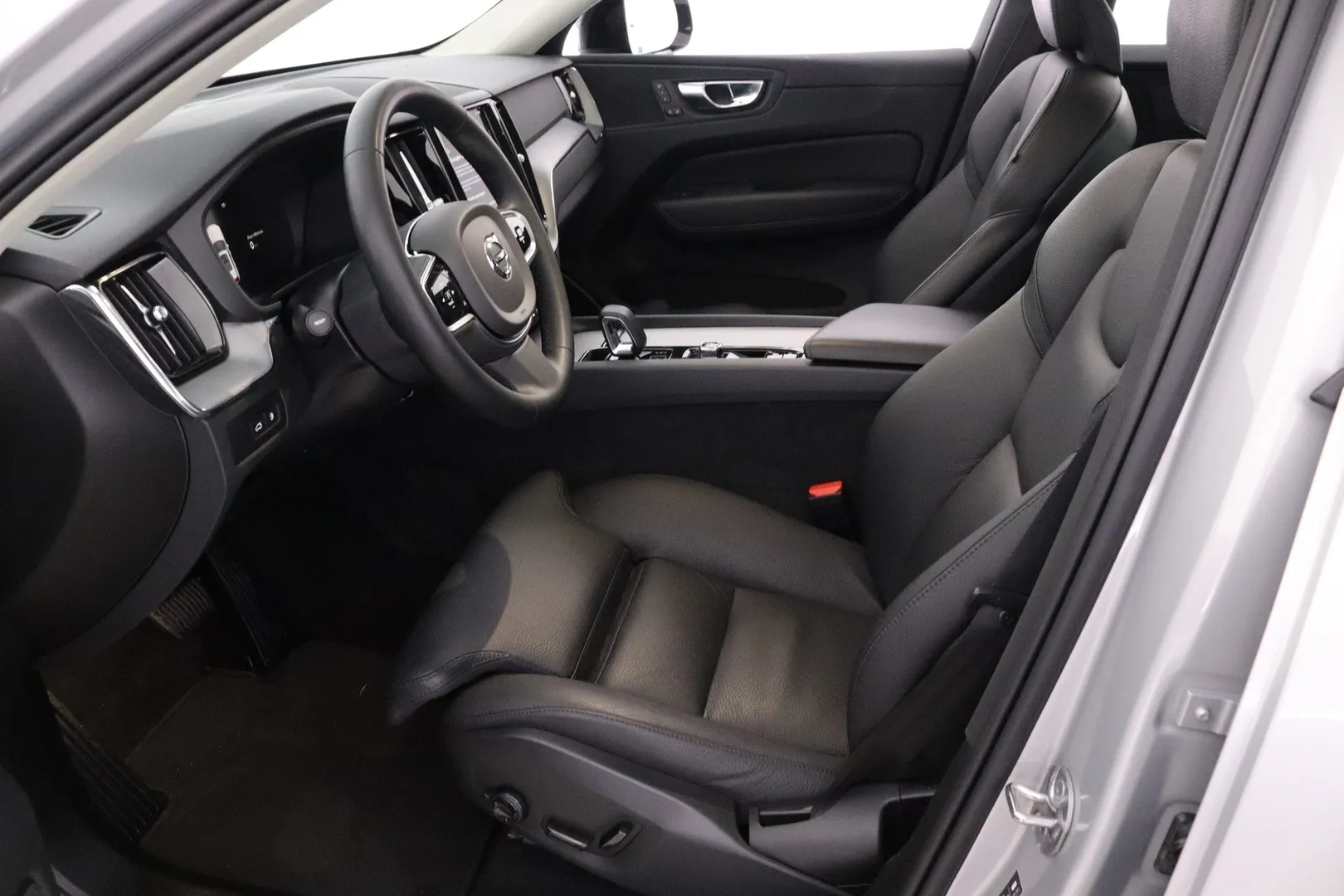 Volvo XC60 XRT-125 carousel image