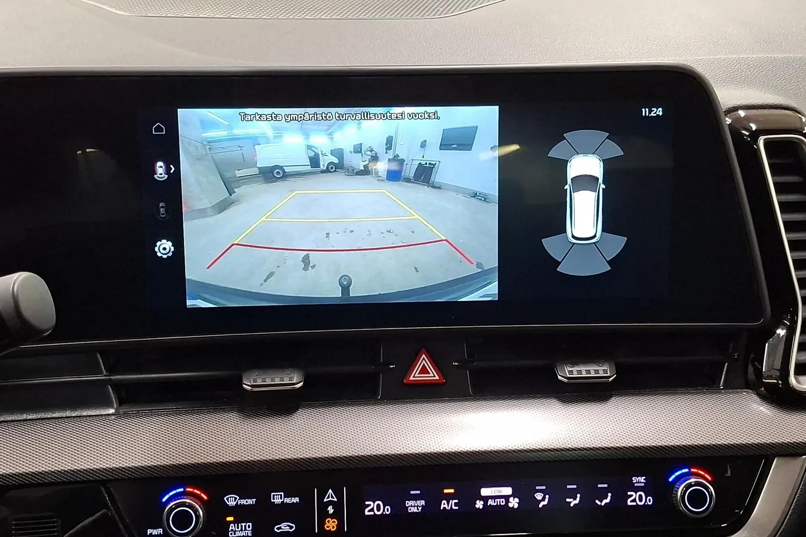 Kia Sportage XRO-641 carousel image