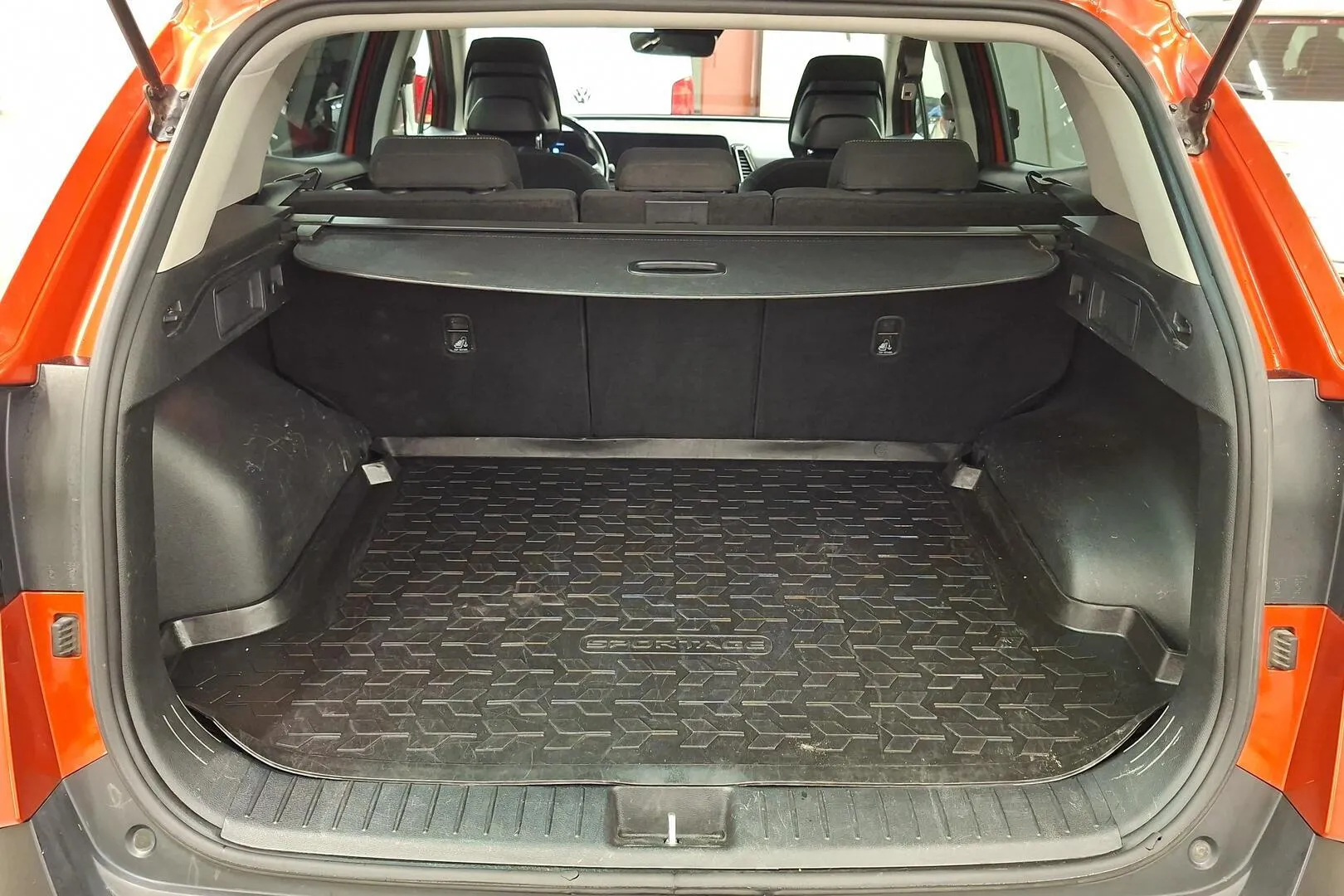 Kia Sportage XRO-641 carousel image