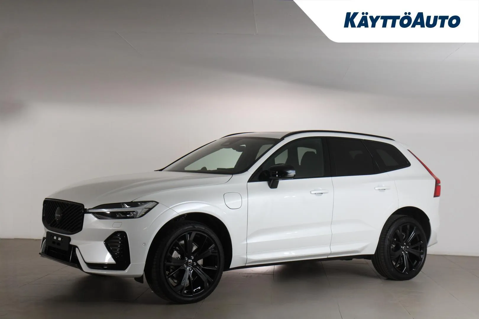 Volvo XC60 SZO-475 carousel image