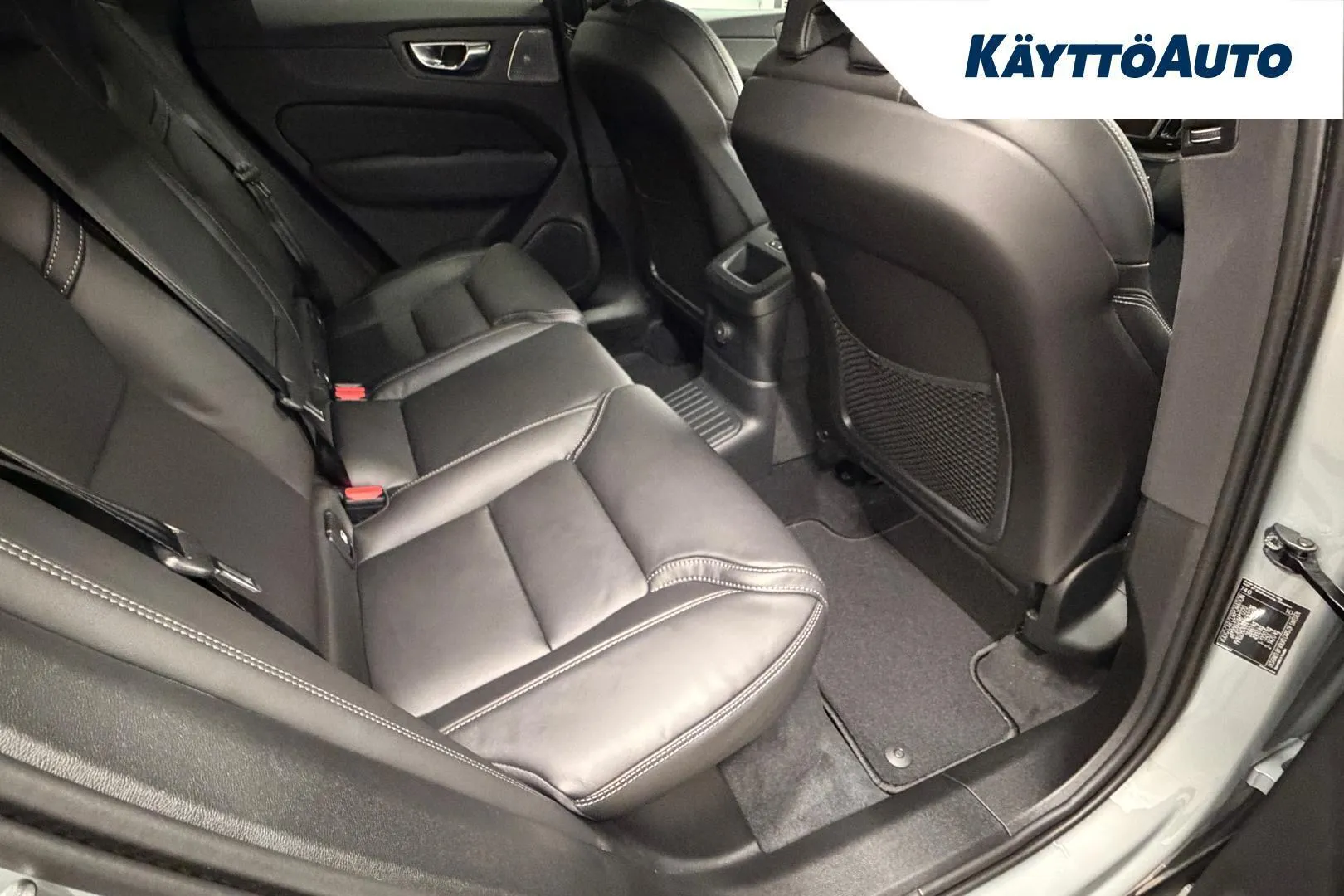 Volvo XC60 SZO-478 carousel image