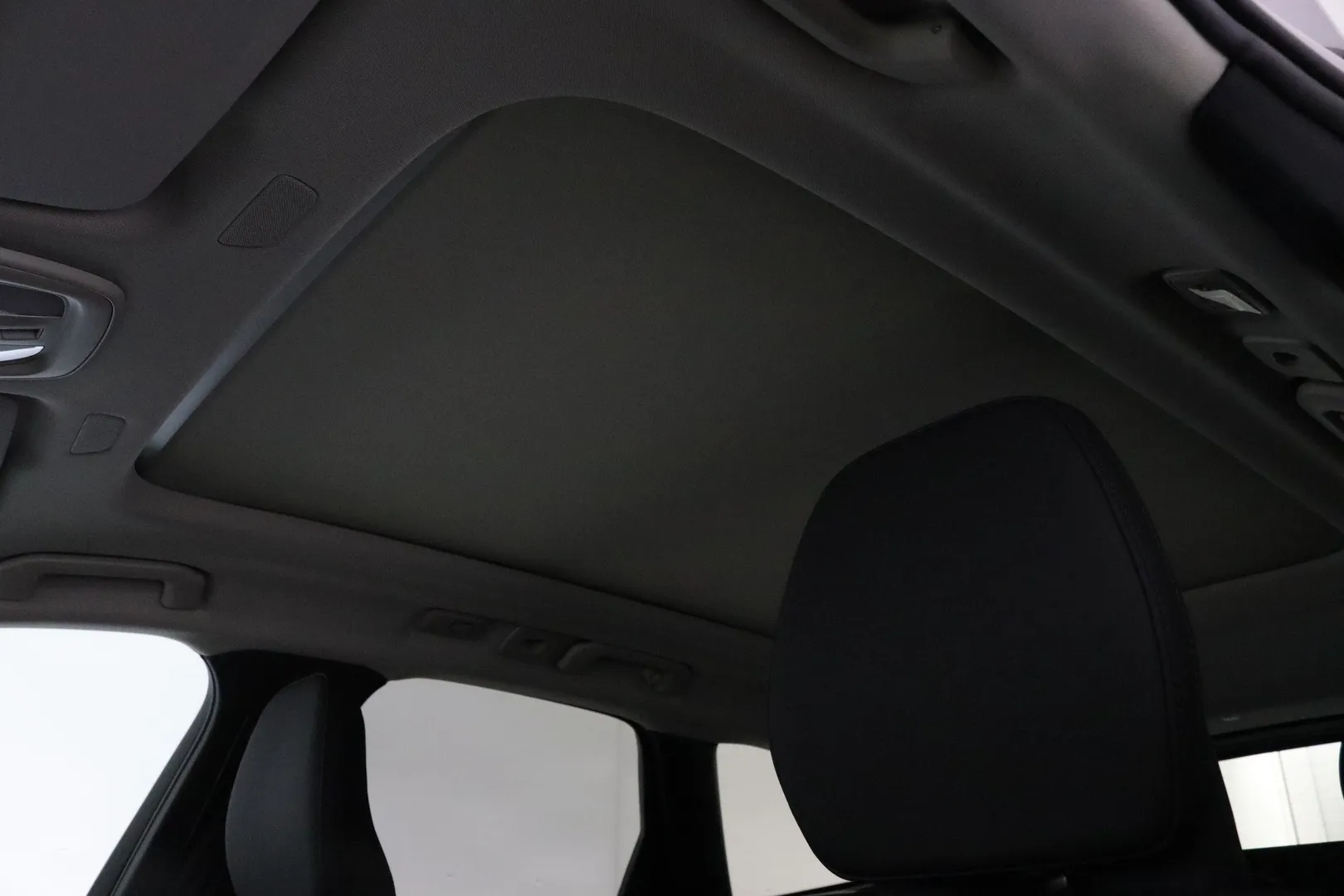 Volvo XC60 SZO-479 carousel image