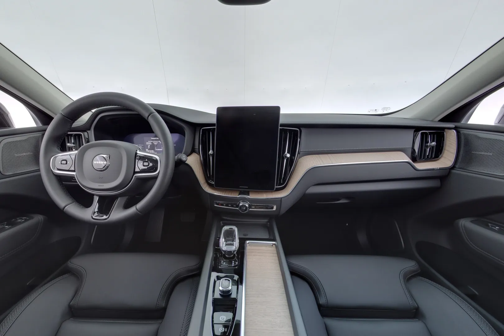 Volvo XC60 SZO-479 carousel image
