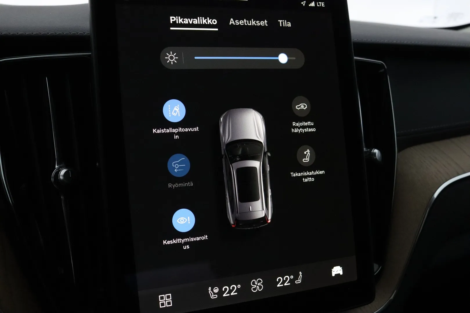 Volvo XC60 SZO-479 carousel image