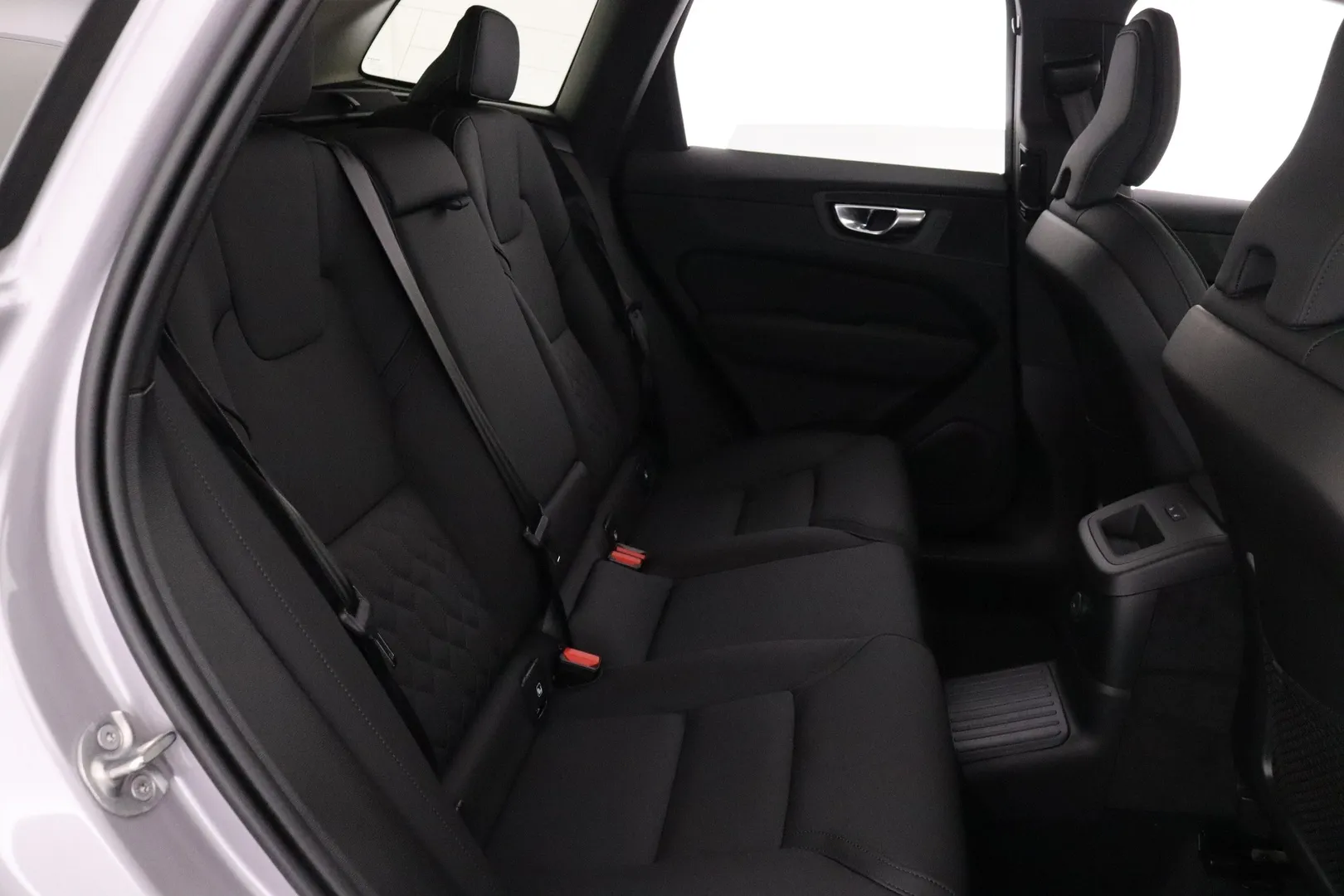 Volvo XC60 SZO-479 carousel image
