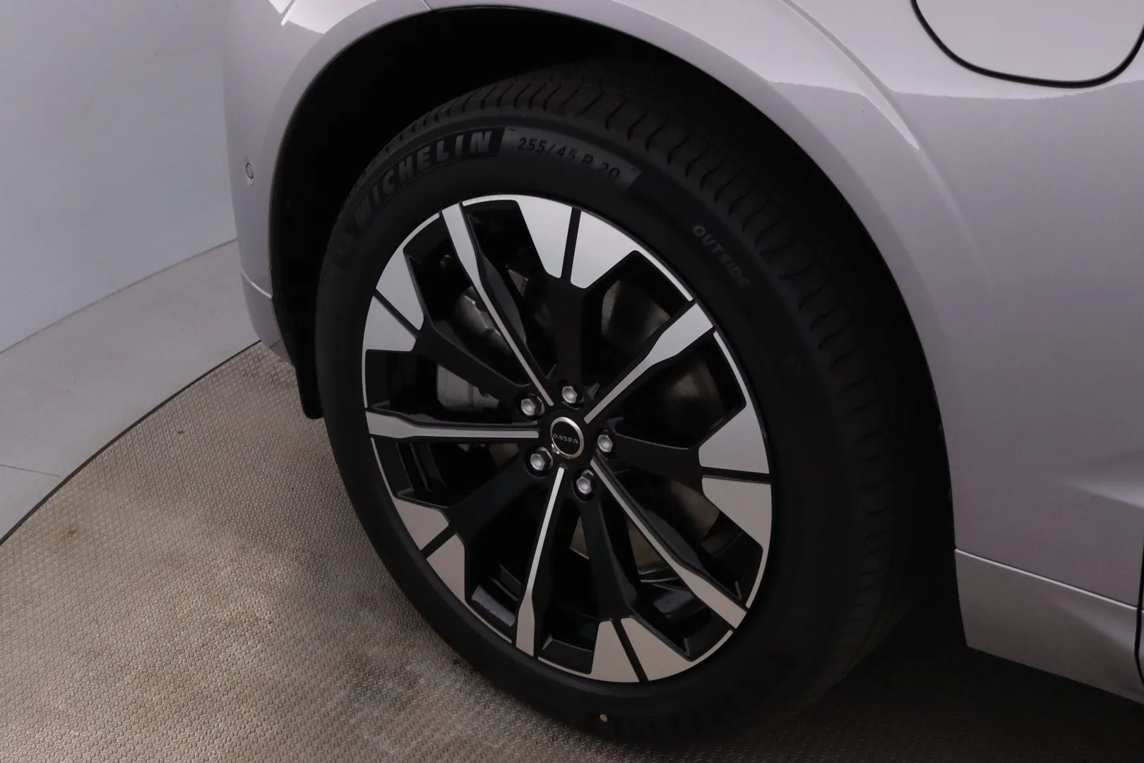 Volvo XC60 SZO-479 carousel image