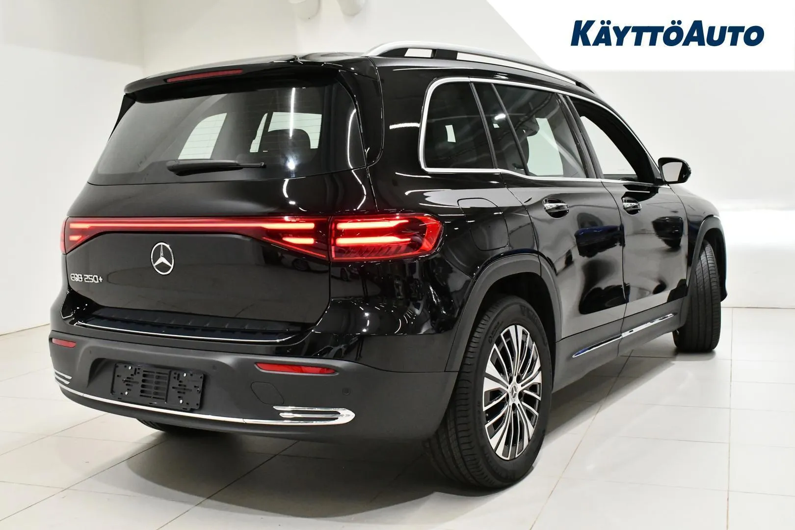 Mercedes-Benz EQB KXL-654 carousel image