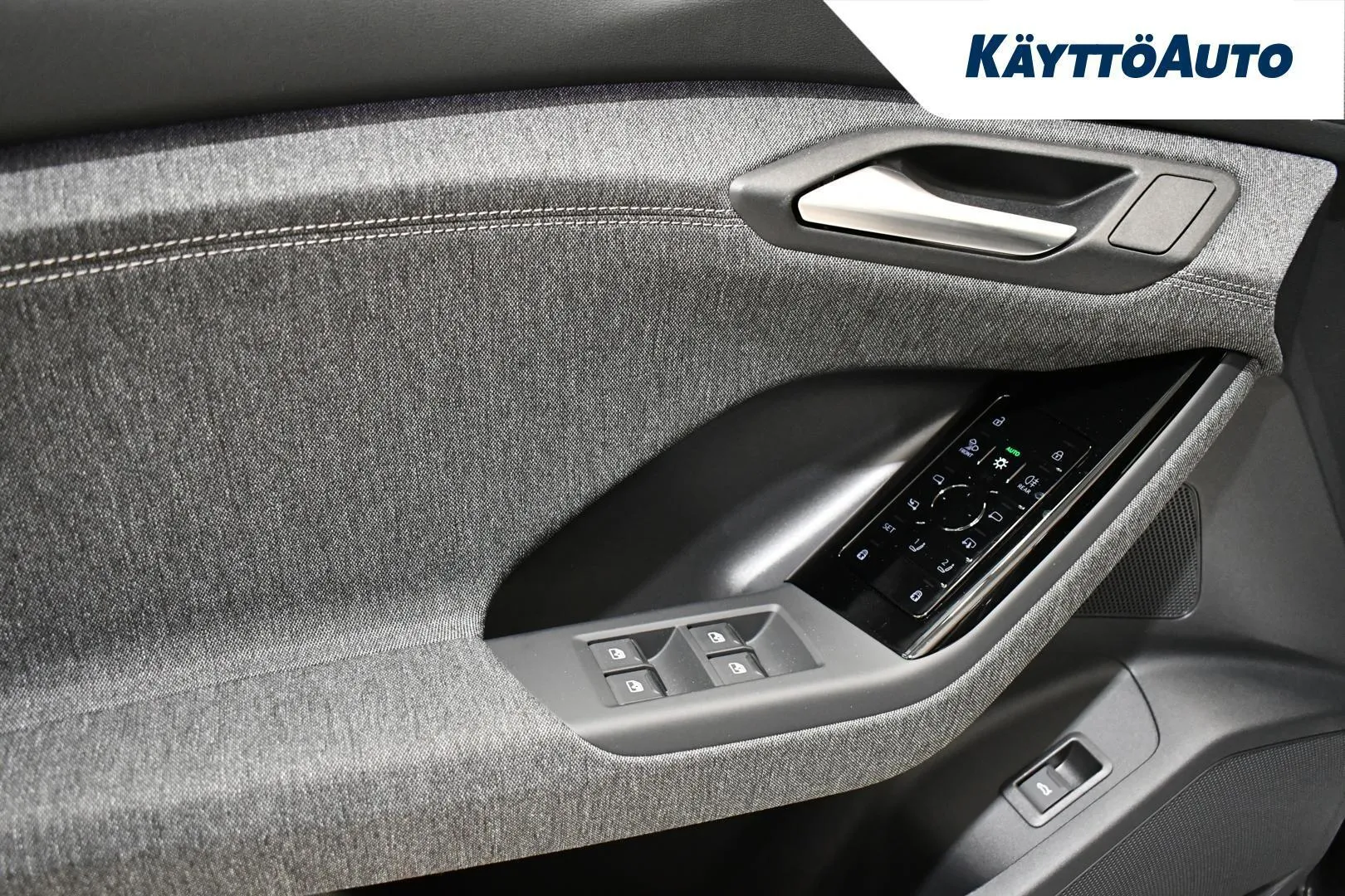 AUDI Q6 E-TRON NOY-885 carousel image