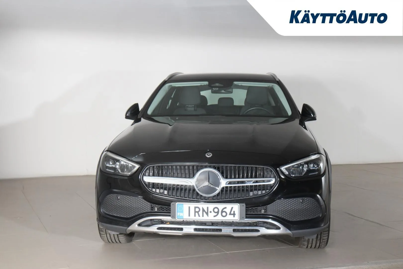 Mercedes-Benz C IRN-964 carousel image