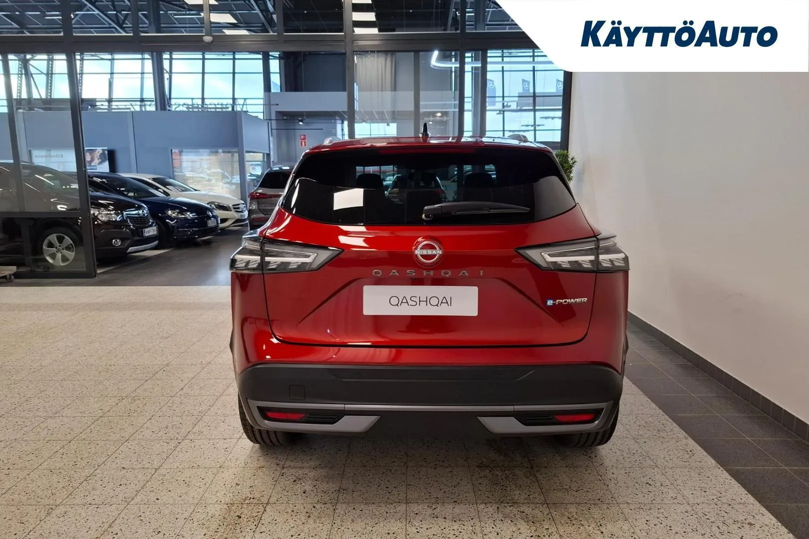Nissan Qashqai SZP-779 carousel image