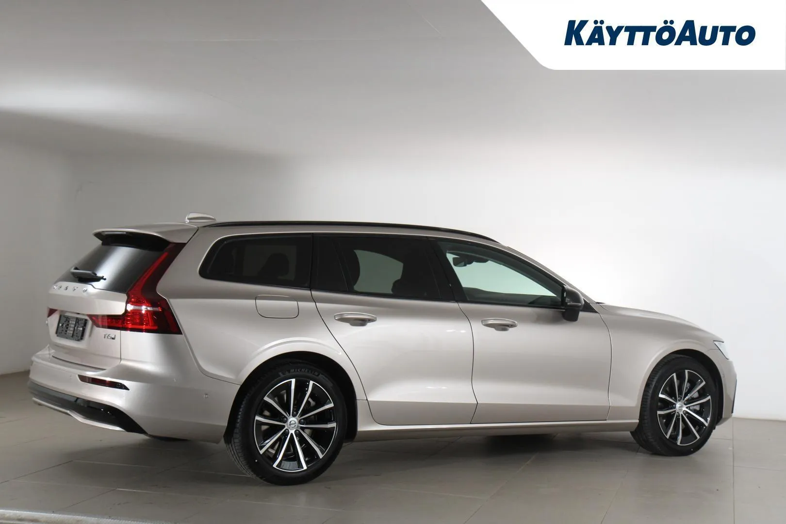 Volvo V60 NOV-790 carousel image