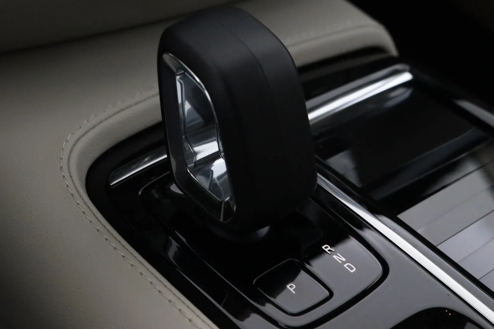 Volvo S60 EUP-226 carousel image