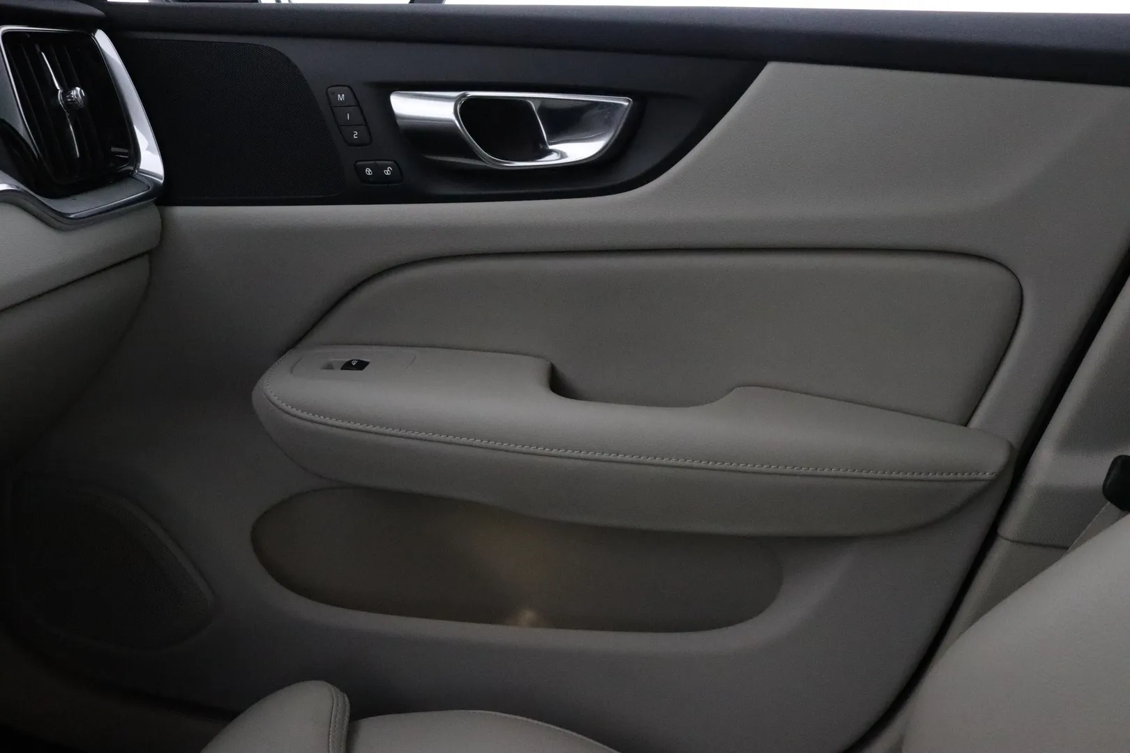 Volvo S60 EUP-226 carousel image