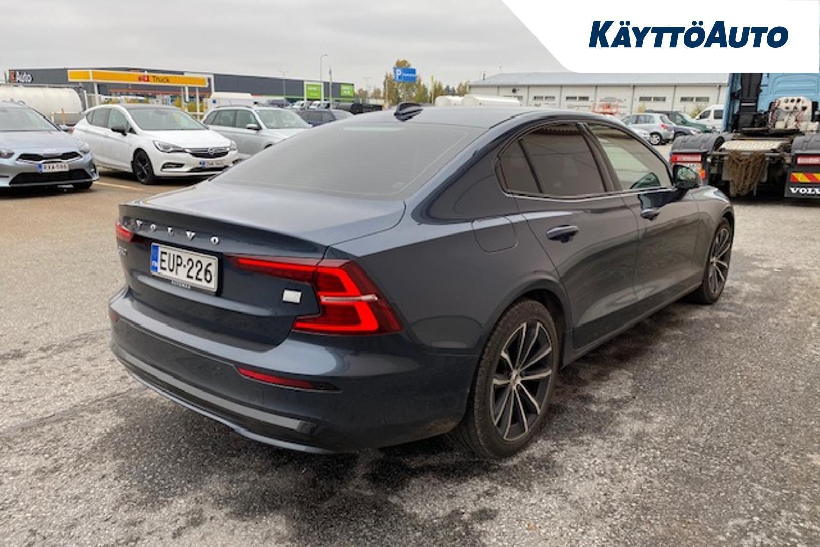 Volvo S60 2023, kuva 3/10