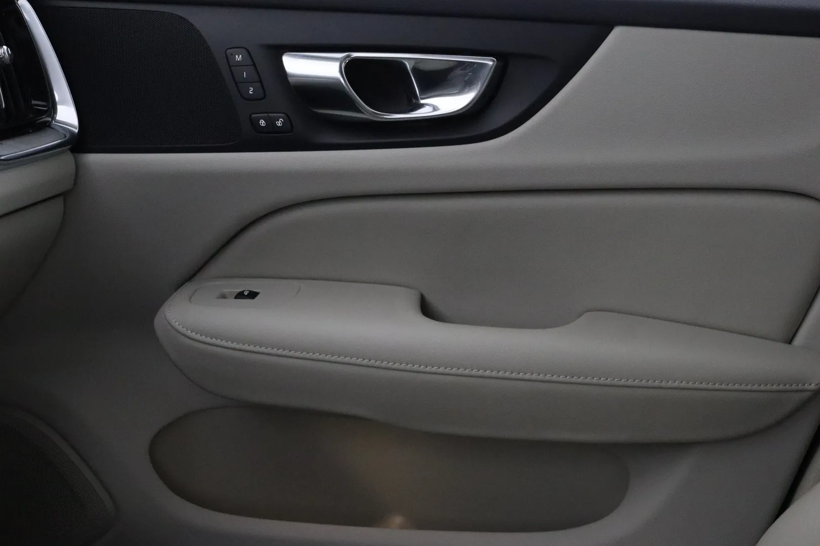 Volvo S60 EUP-226 carousel image
