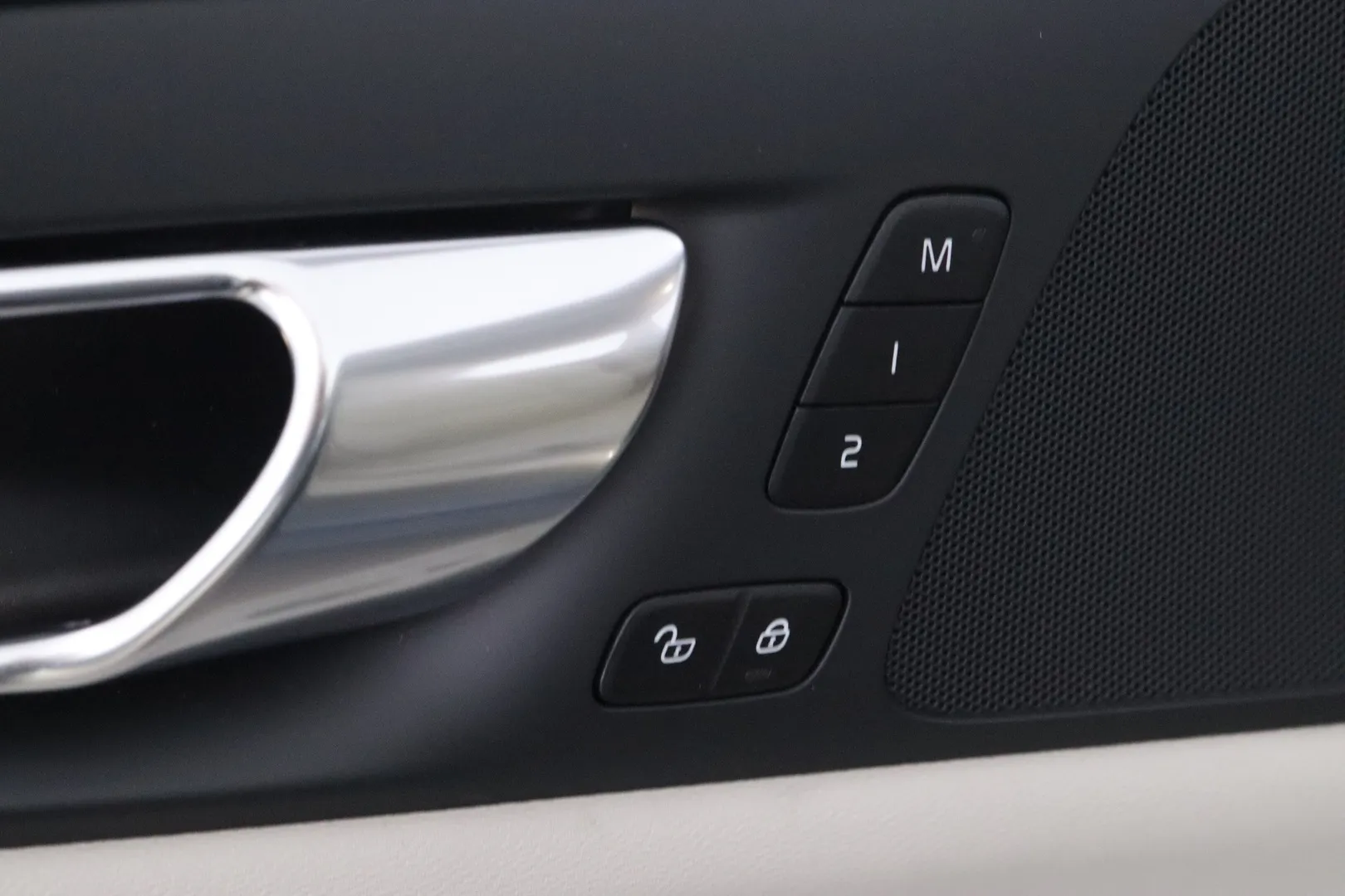 Volvo S60 EUP-226 carousel image