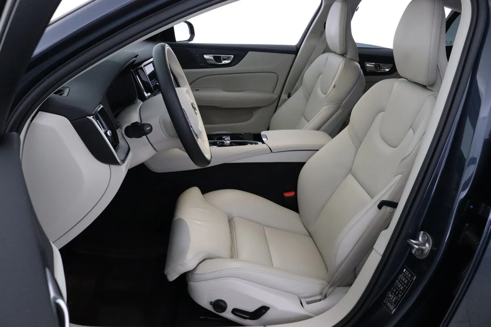 Volvo S60 EUP-226 carousel image