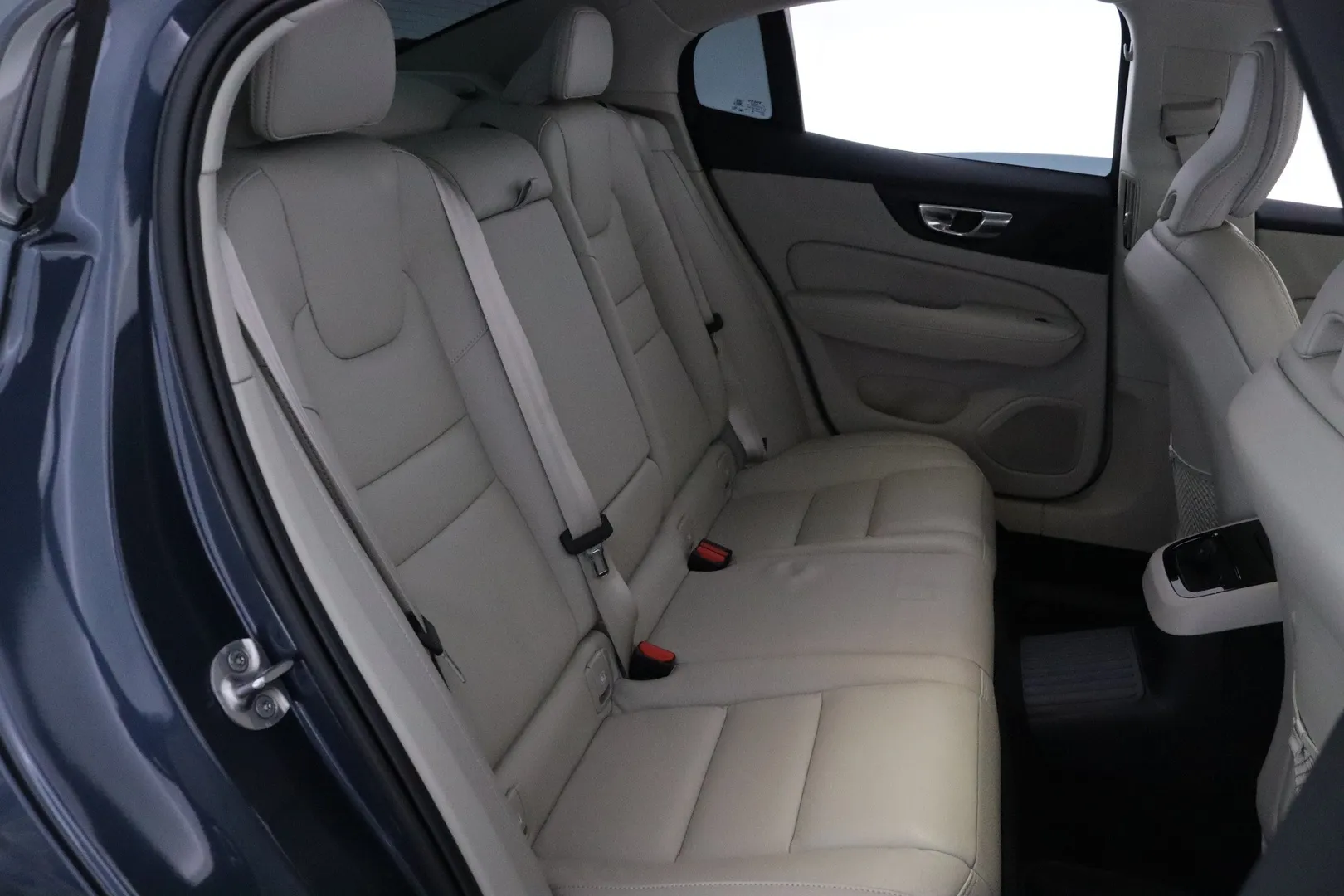 Volvo S60 EUP-226 carousel image