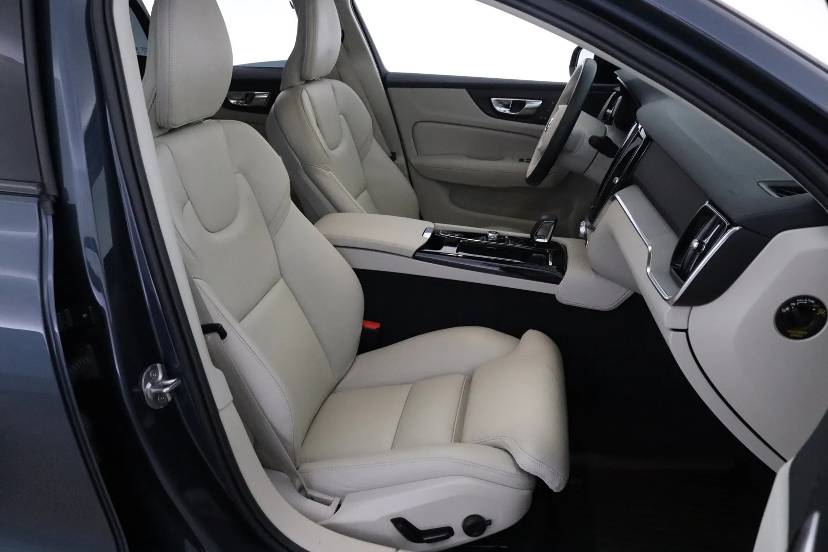 Volvo S60 EUP-226 carousel image
