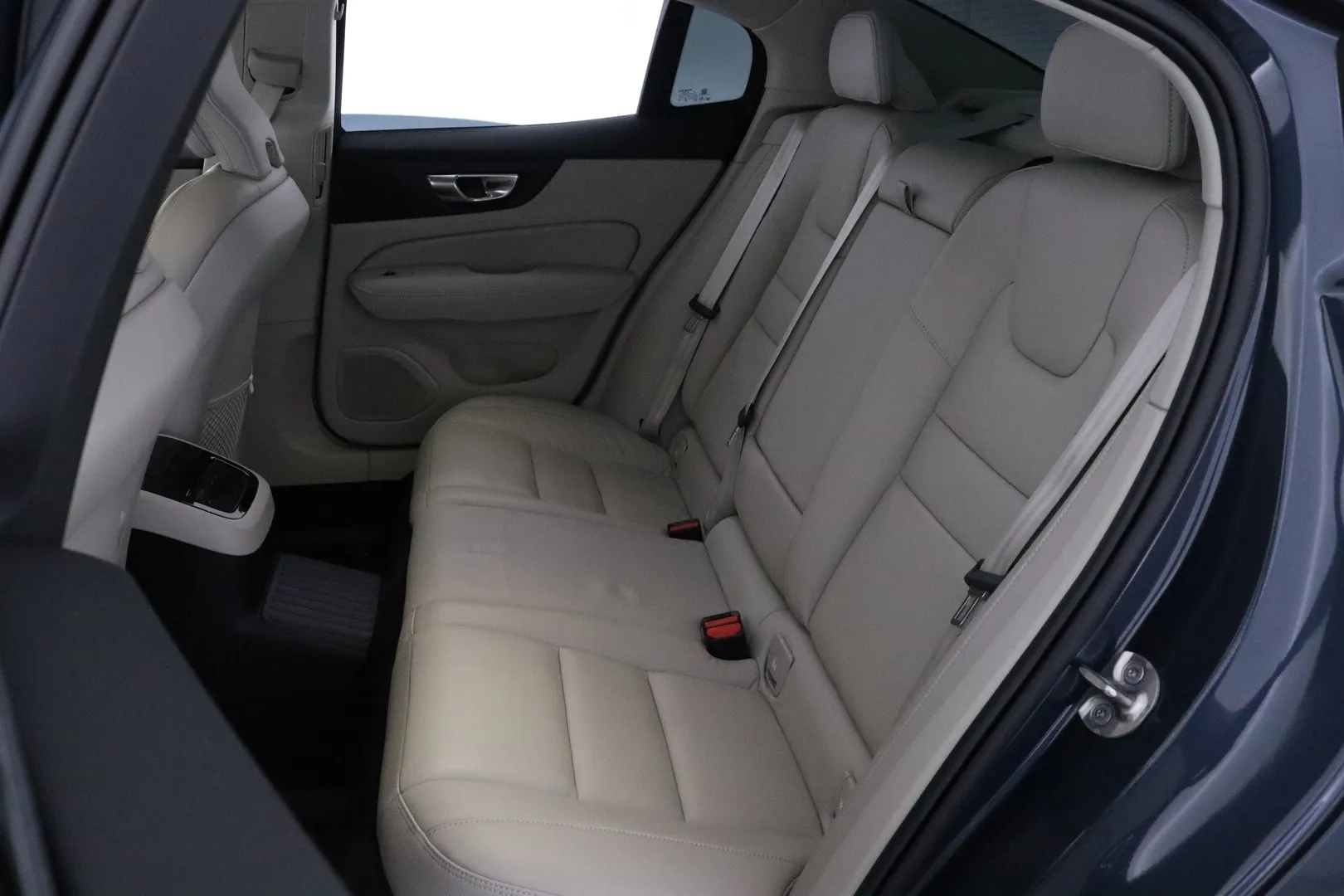 Volvo S60 EUP-226 carousel image