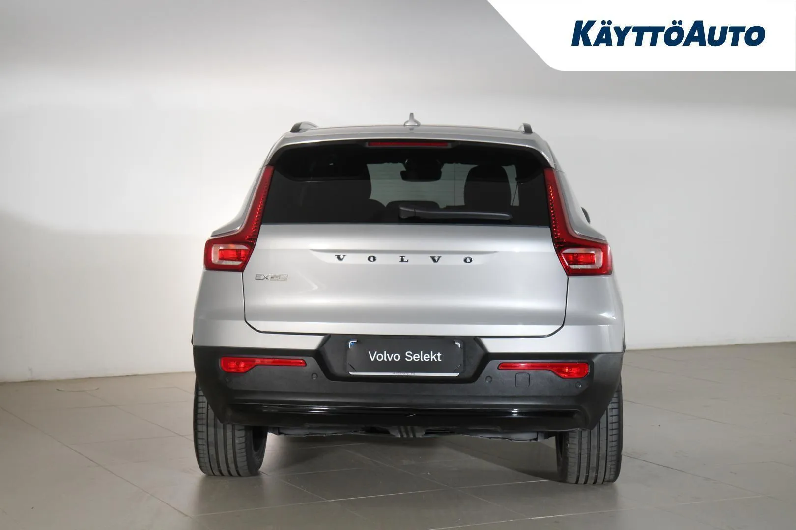Volvo EX40 EVL-952 carousel image
