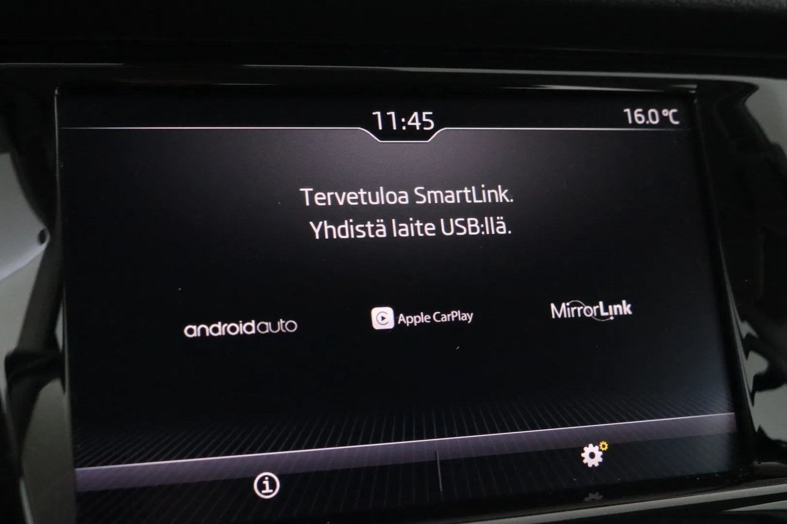 Skoda Fabia KOE-887 carousel image