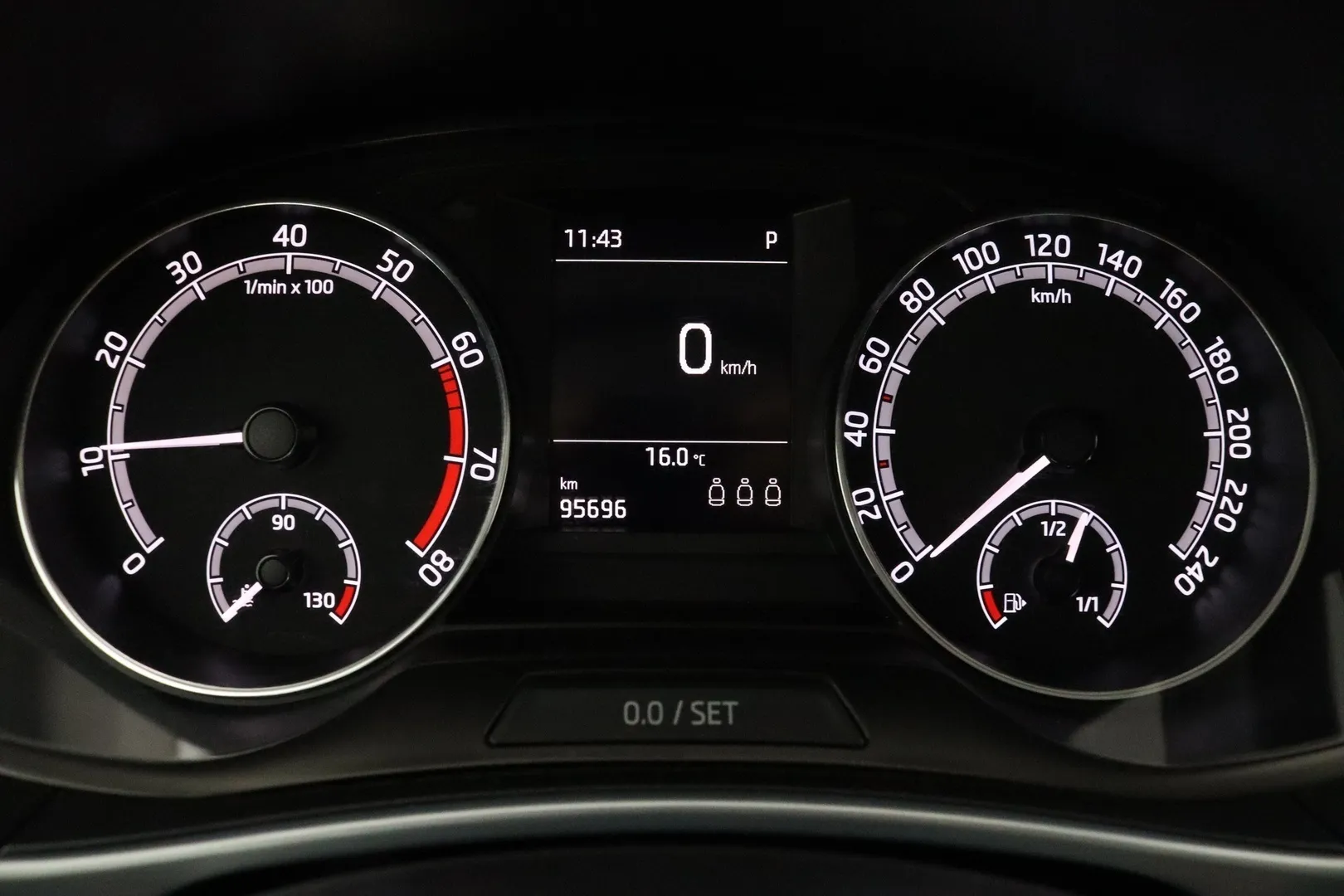Skoda Fabia KOE-887 carousel image