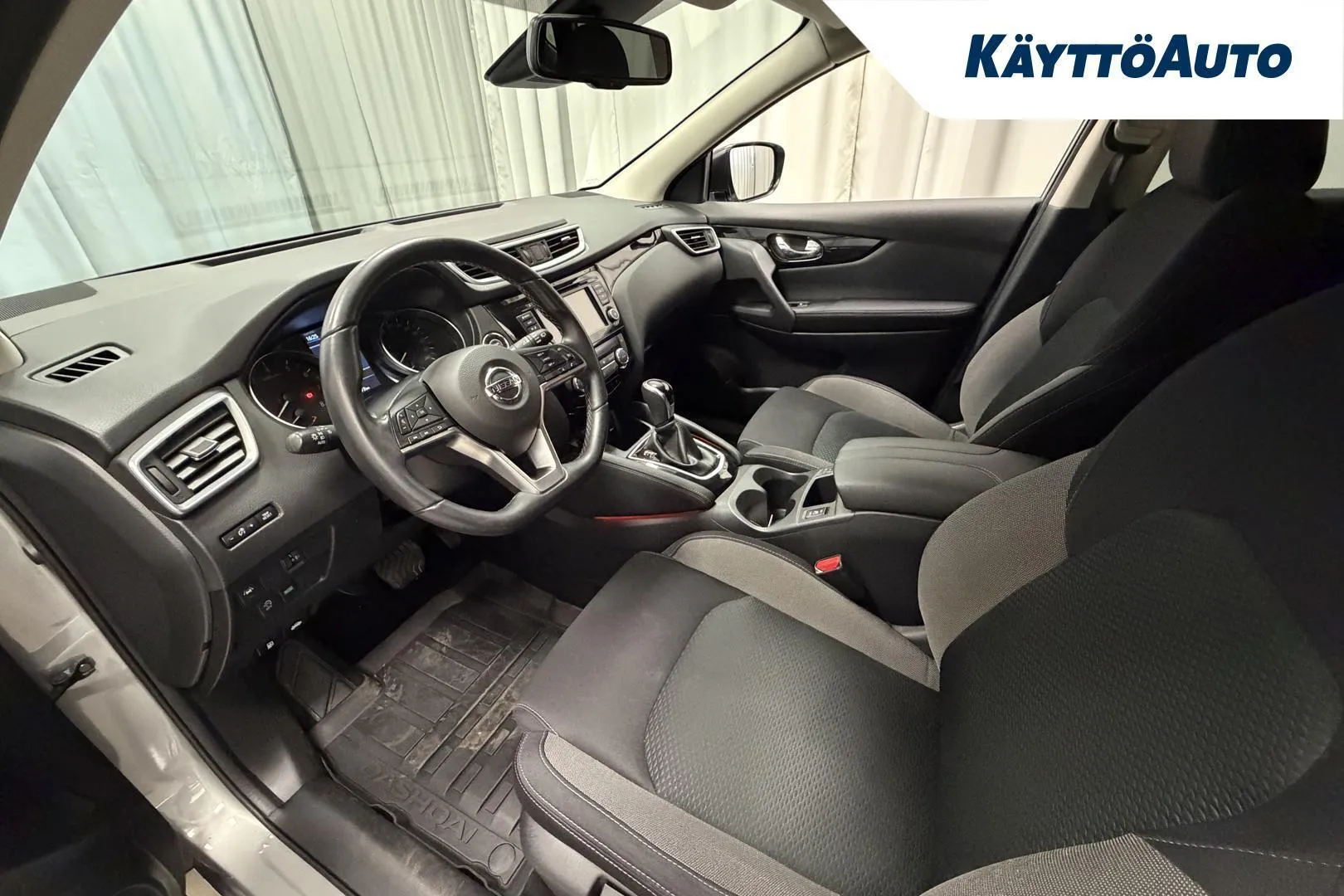 Nissan Qashqai ESV-551 carousel image