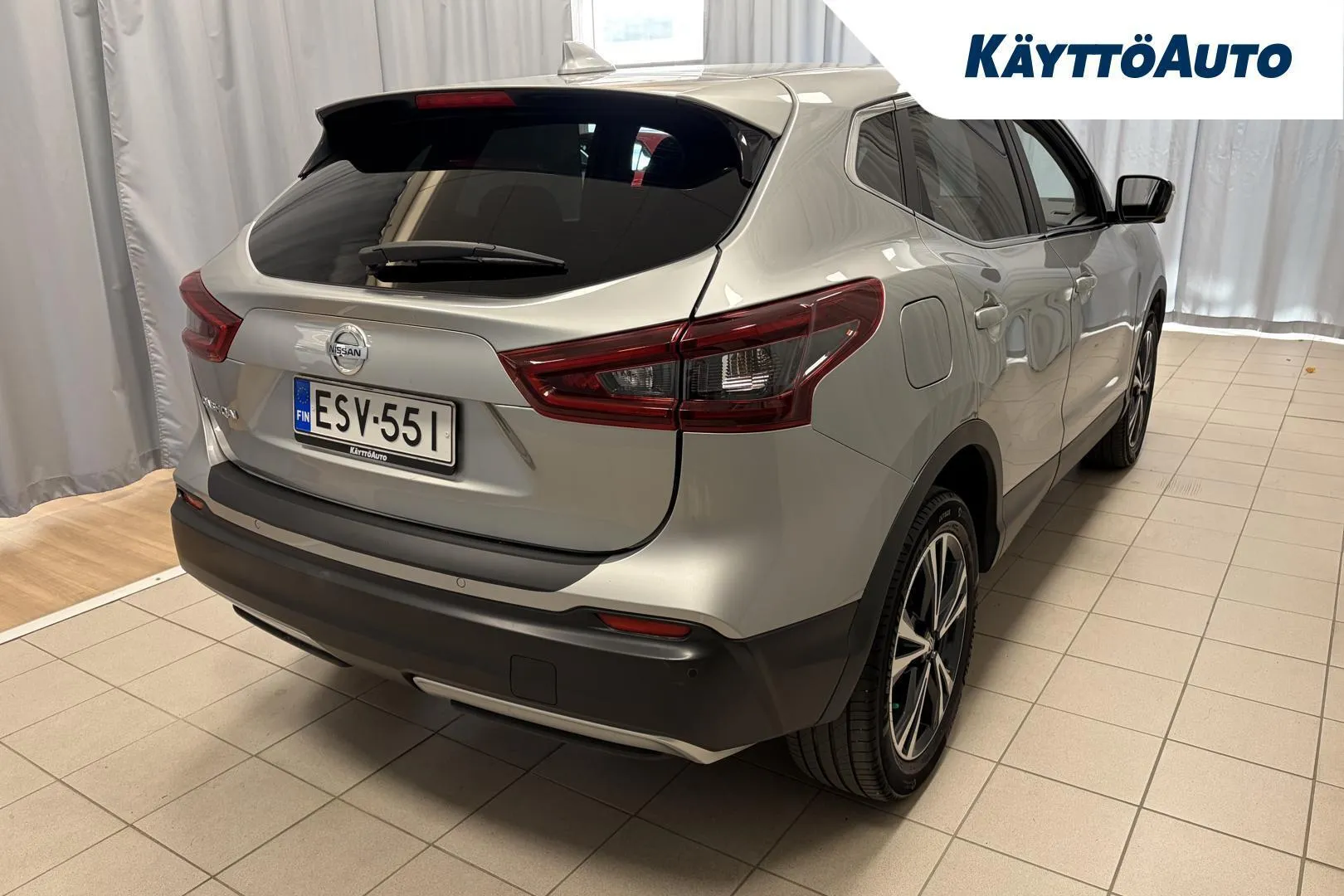 Nissan Qashqai ESV-551 carousel image