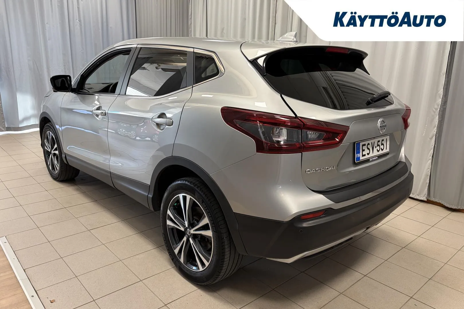 Nissan Qashqai ESV-551 carousel image