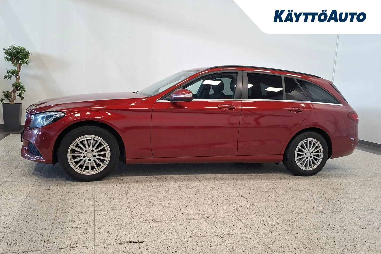 Mercedes-Benz C NLE-133 carousel image