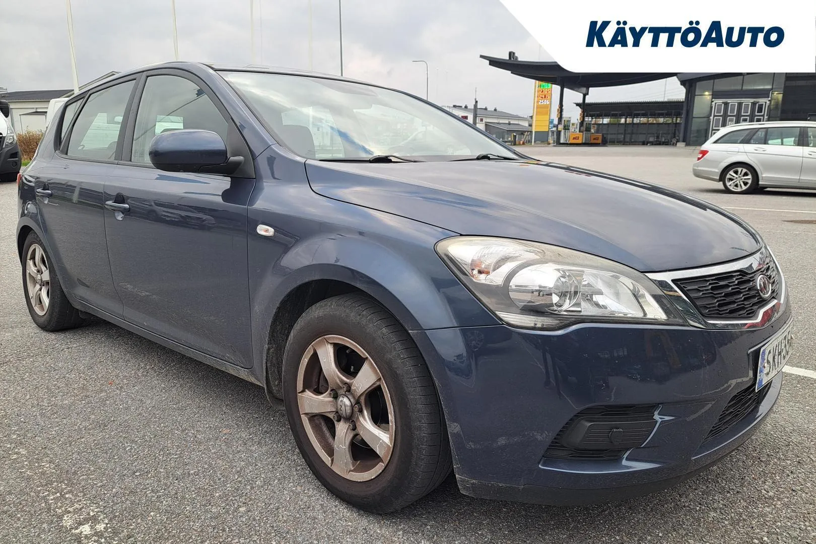 Kia Ceed SKH-354 carousel image
