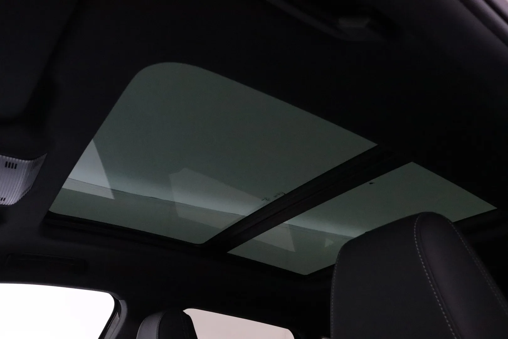 Audi Q4 e-tron SZO-309 carousel image
