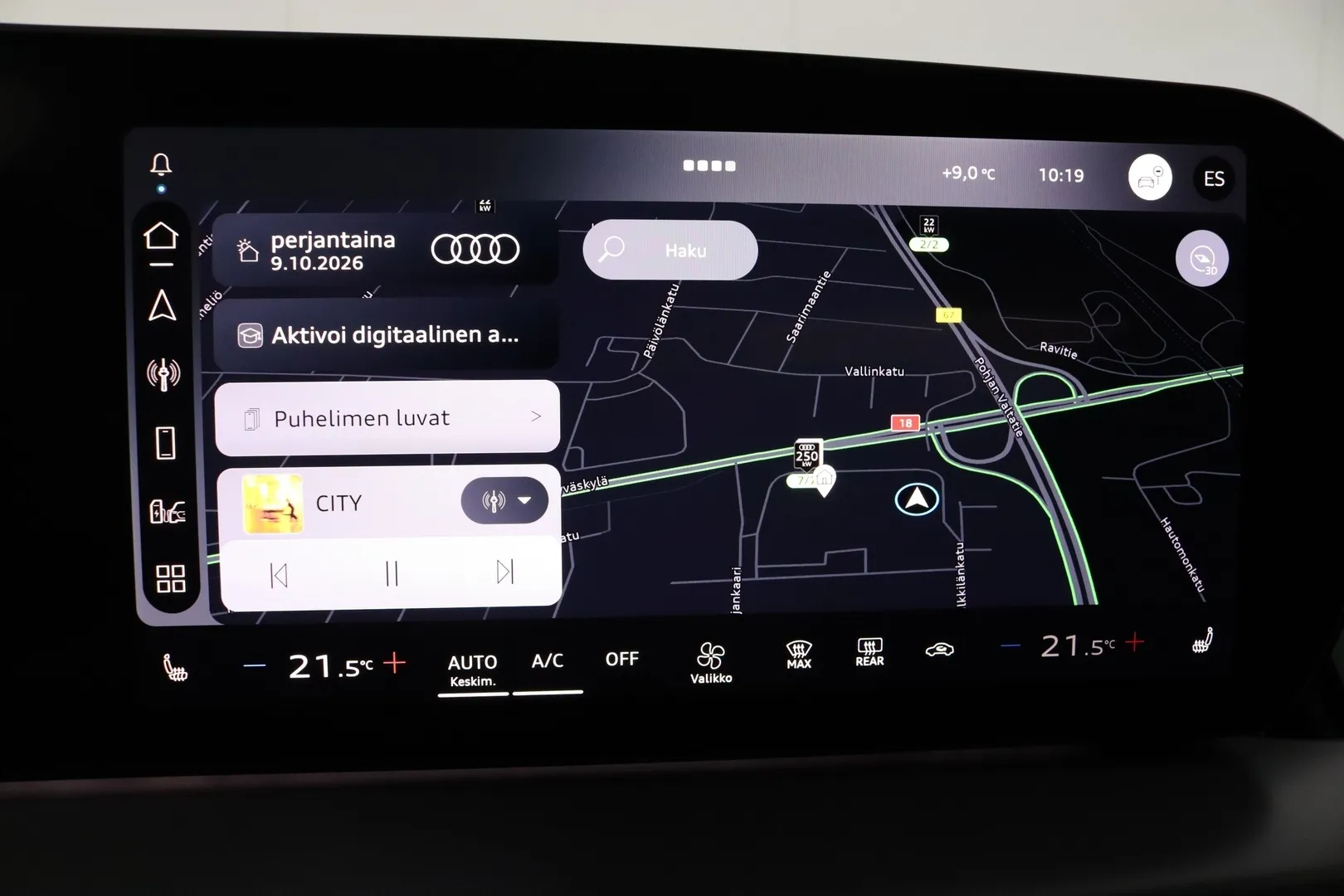 Audi Q4 e-tron SZO-309 carousel image