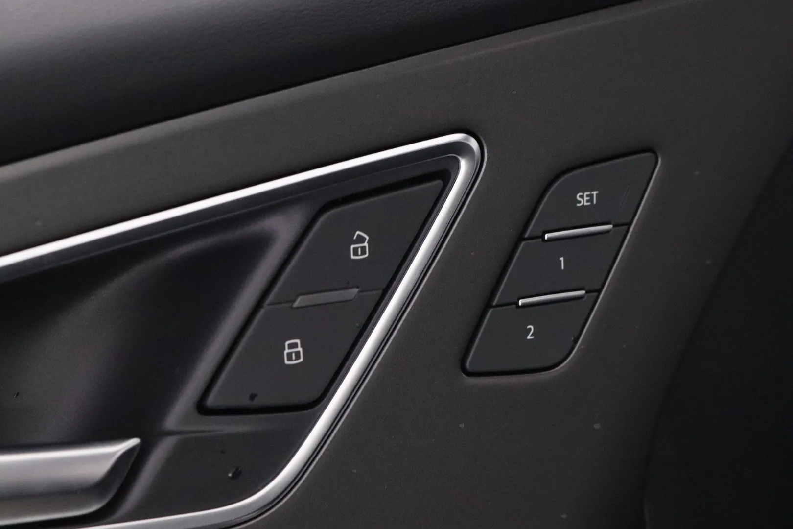 Audi Q4 e-tron SZO-309 carousel image