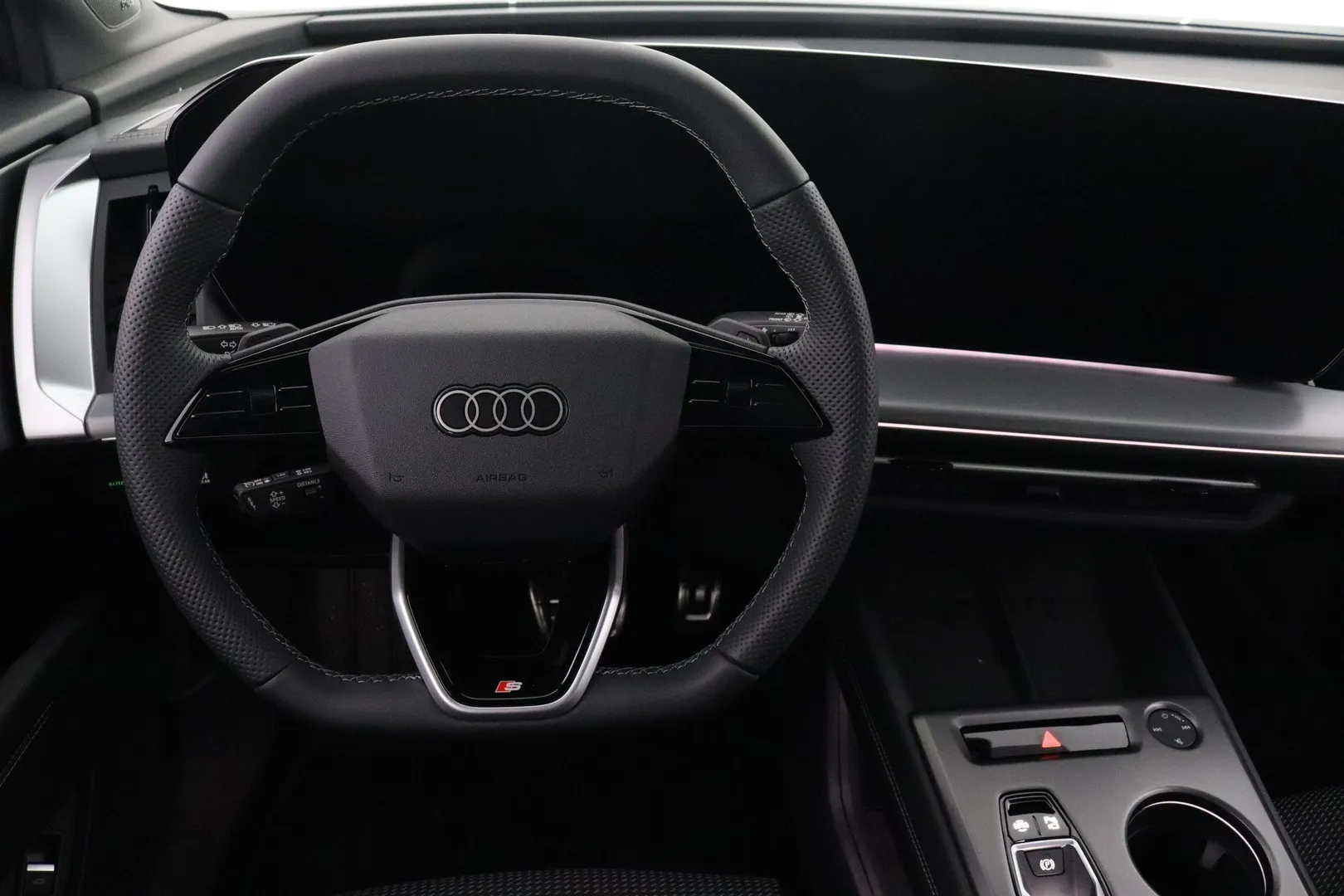 Audi Q4 e-tron SZO-309 carousel image