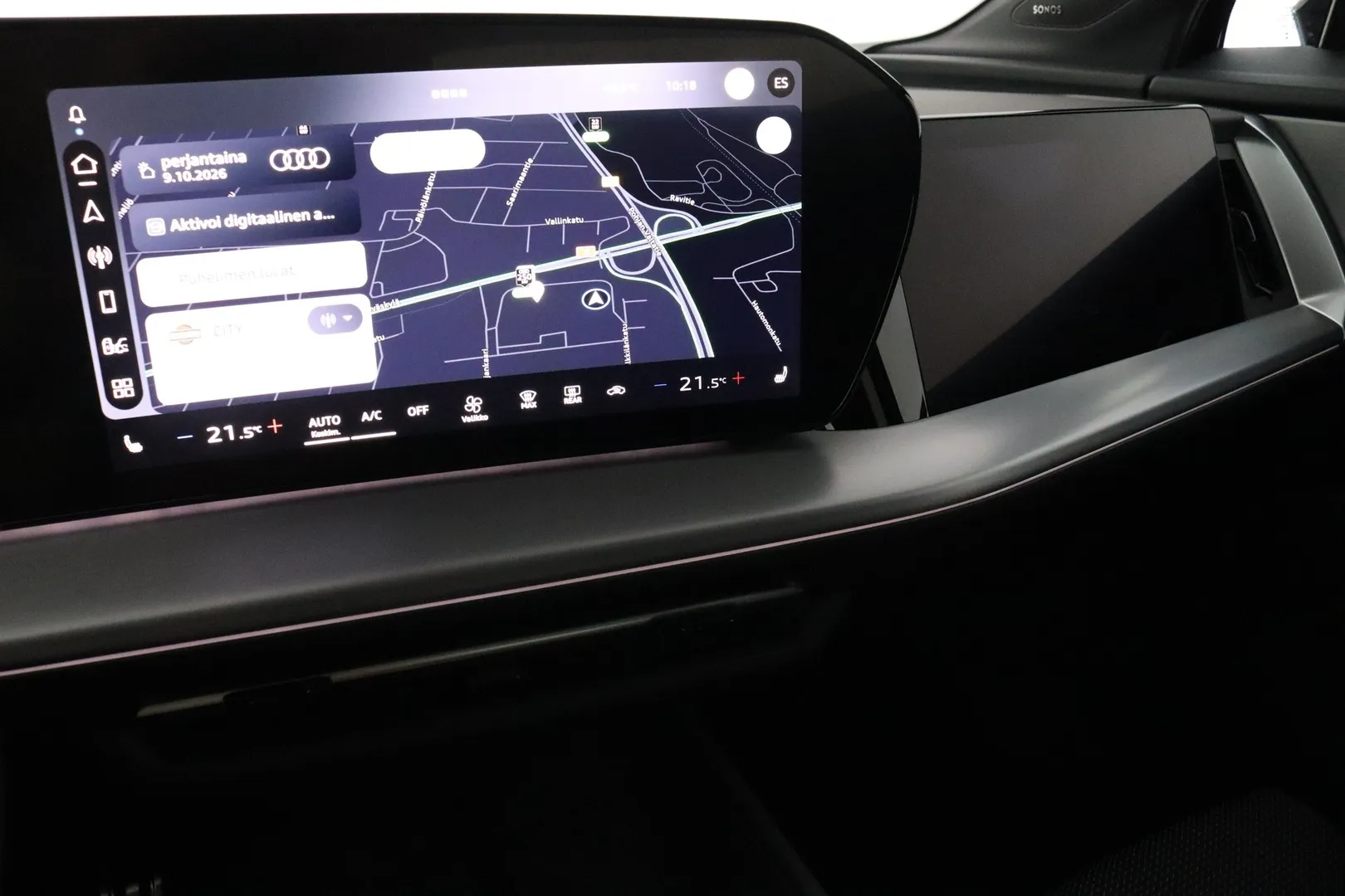 Audi Q4 e-tron SZO-309 carousel image