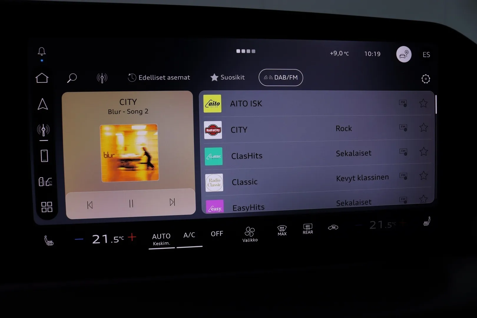Audi Q4 e-tron SZO-309 carousel image