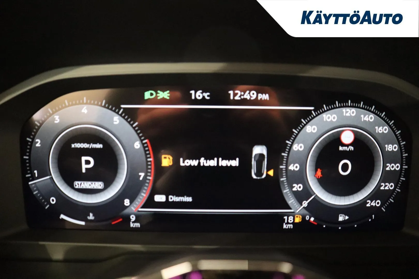 Nissan Qashqai SZP-650 carousel image