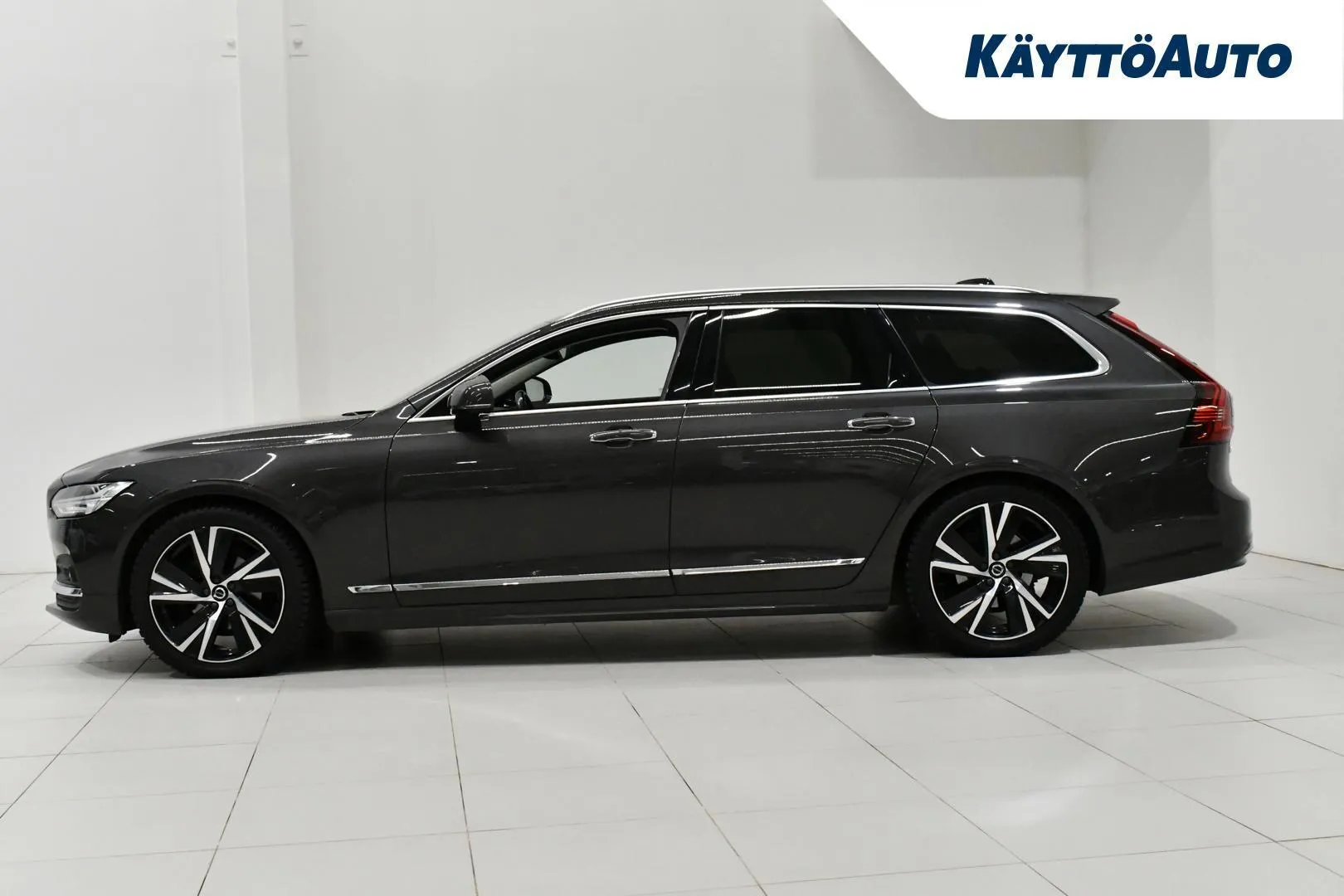 Volvo V90 FPX-497 carousel image