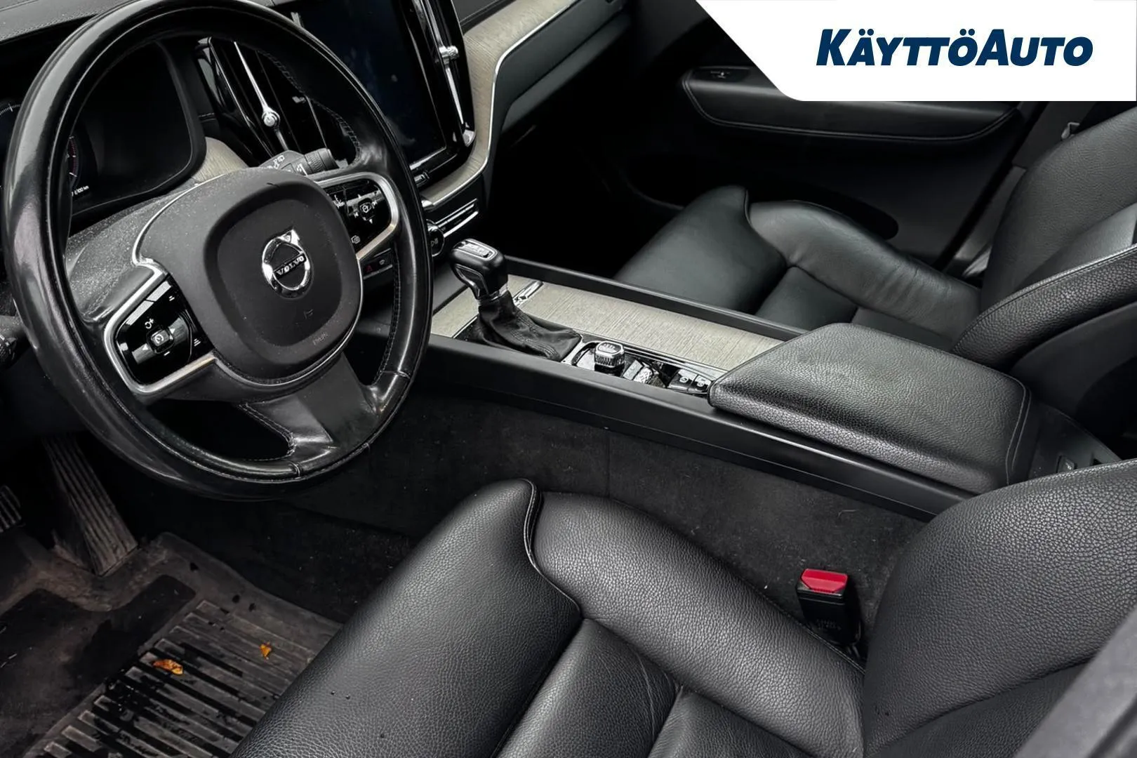 Volvo XC60 BVB-458 carousel image
