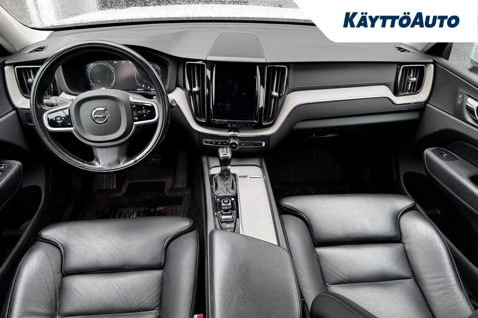 Volvo XC60 BVB-458 carousel image