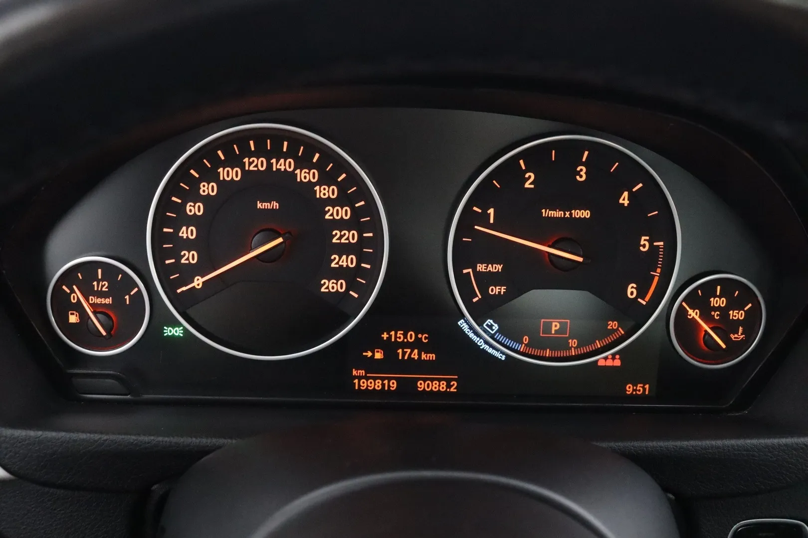 BMW 318 JJV-958 carousel image