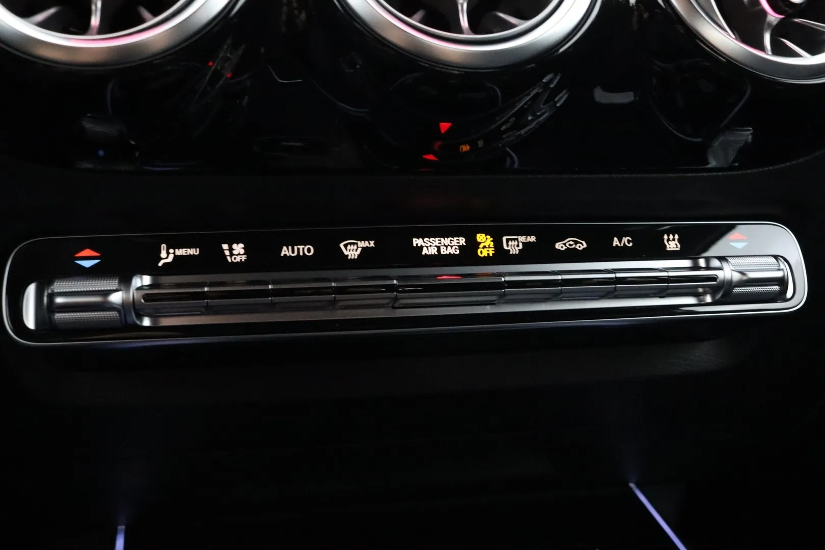 MERCEDES-BENZ EQA SSL-106 carousel image