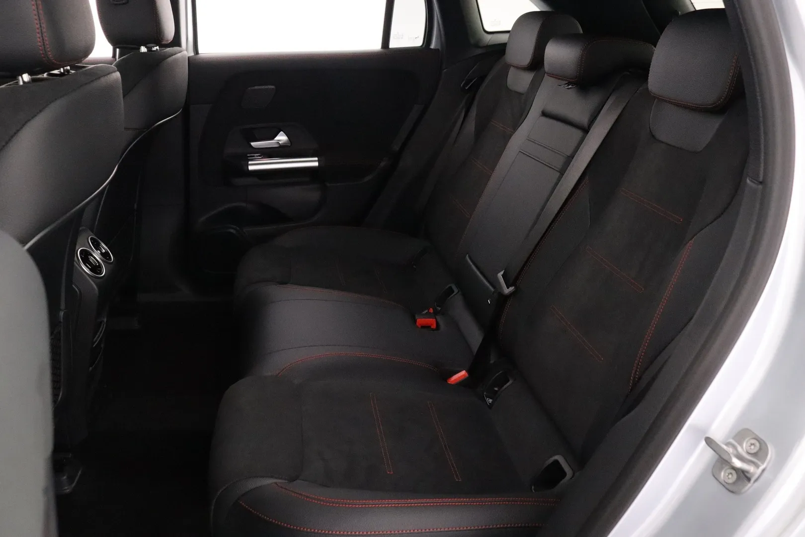 MERCEDES-BENZ EQA SSL-106 carousel image