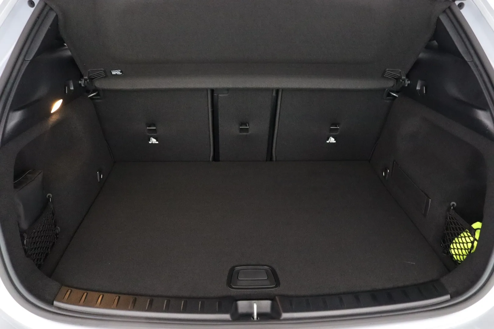 MERCEDES-BENZ EQA SSL-106 carousel image