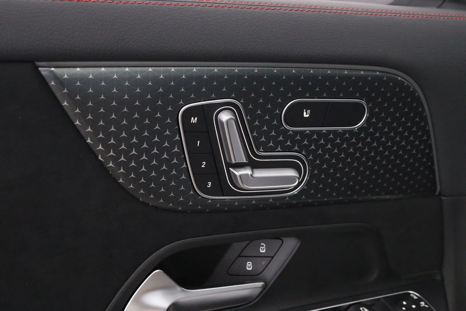 MERCEDES-BENZ EQA SSL-106 carousel image