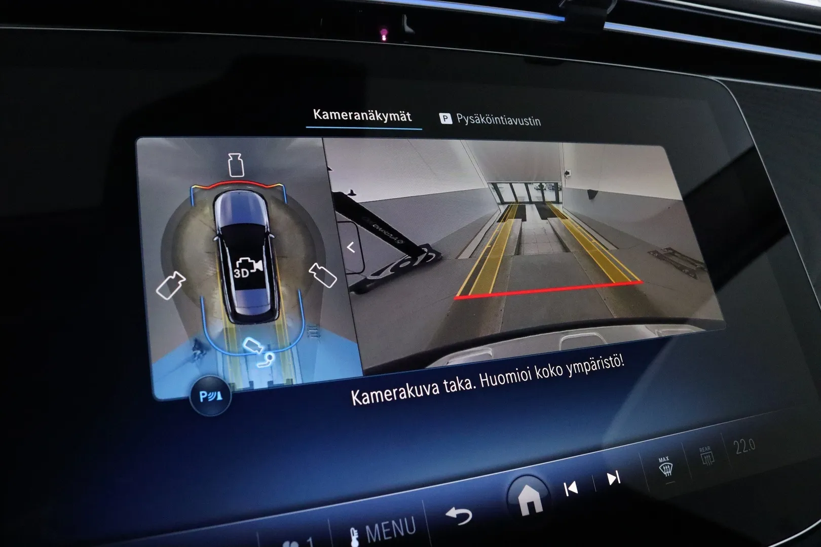 Mercedes-Benz E LTP-664 carousel image